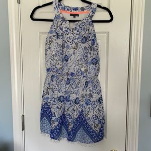 Pretty blue floral print dress.